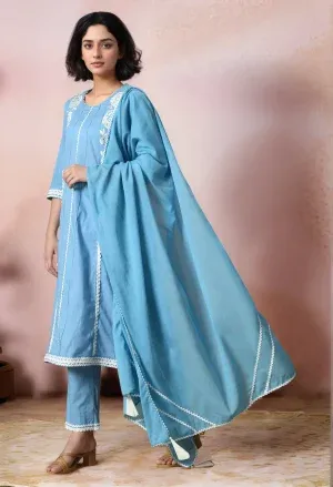 Light blue cotton rose and pearl embroidered kurta set with panelled kurta, side-panel detailing, matching straight pants, and organza dupatta, offering subtle elegance and charm, Golden Muslin by Jhambthreads.