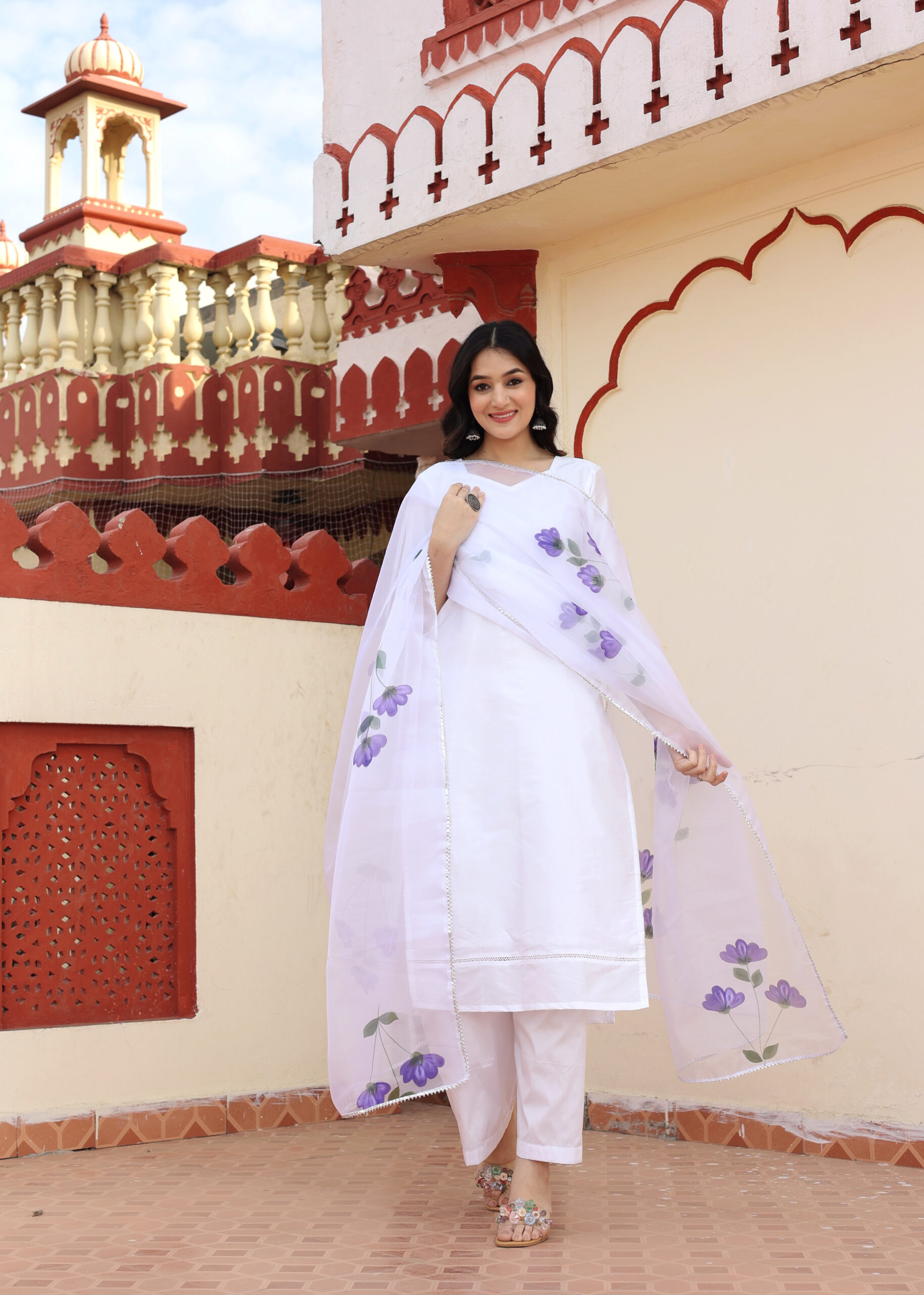 White hand-painted kurta set in Golden Muslin by Priyanka Rathore with organza dupatta