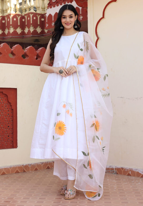 White taffeta silk anarkali in Golden Muslin by Priyanka Rathore with hand-painted organza dupatta