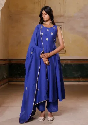 Blue Chanderi kurta set with delicate aari embroidered floral motifs and fluid drape from Golden Muslin by Priyanka Rathore
